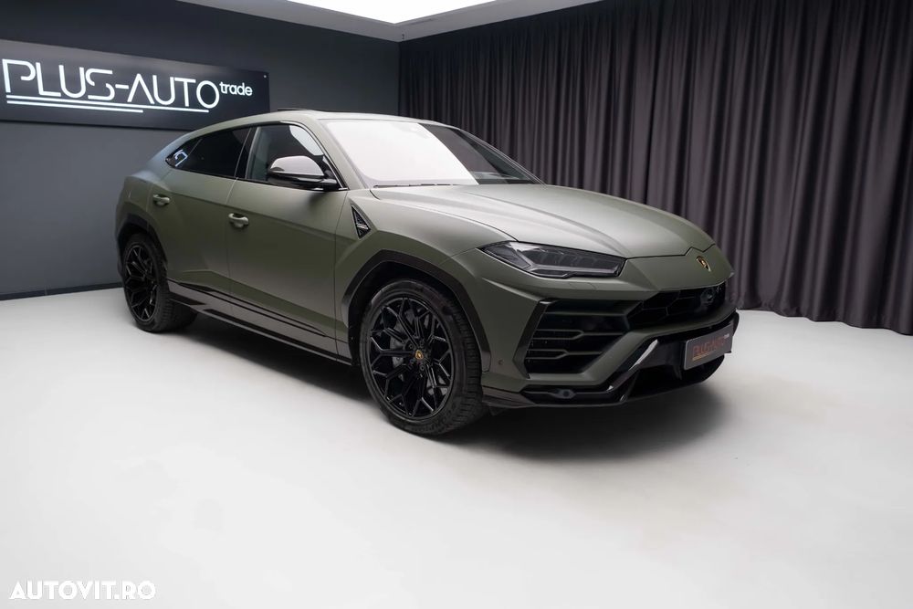 Lamborghini URUS