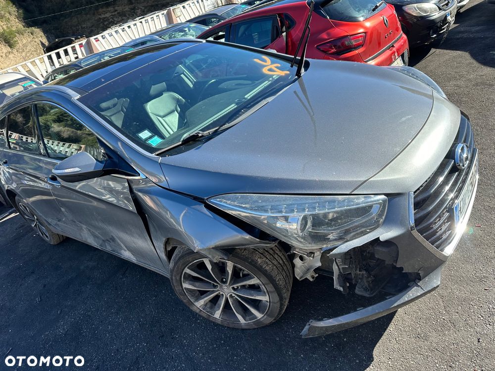 Hyundai i40 1.7 CRDi BlueDrive Business DCT - 2