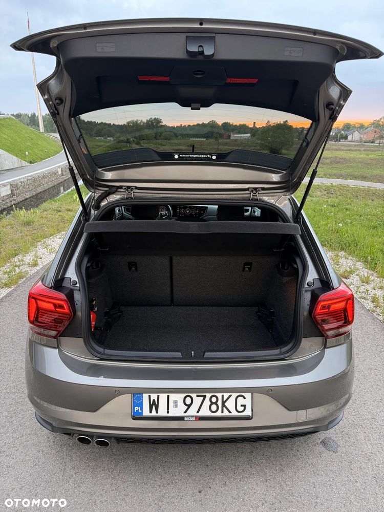 Volkswagen Polo - 13