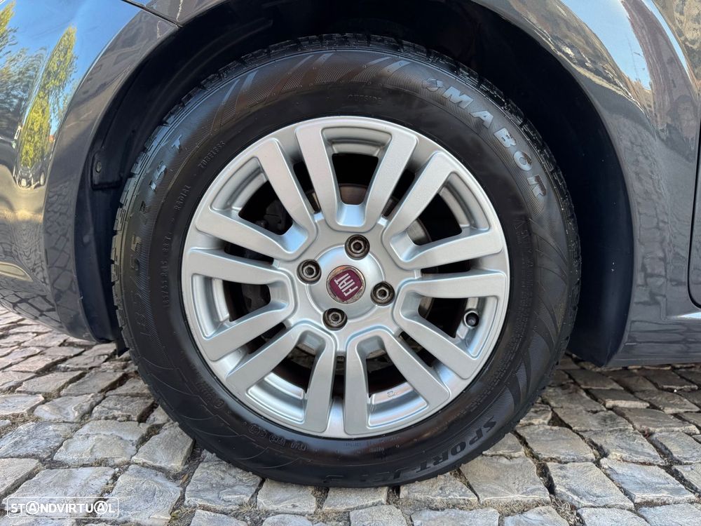 Fiat Punto 1.2 Lounge S&S - 12