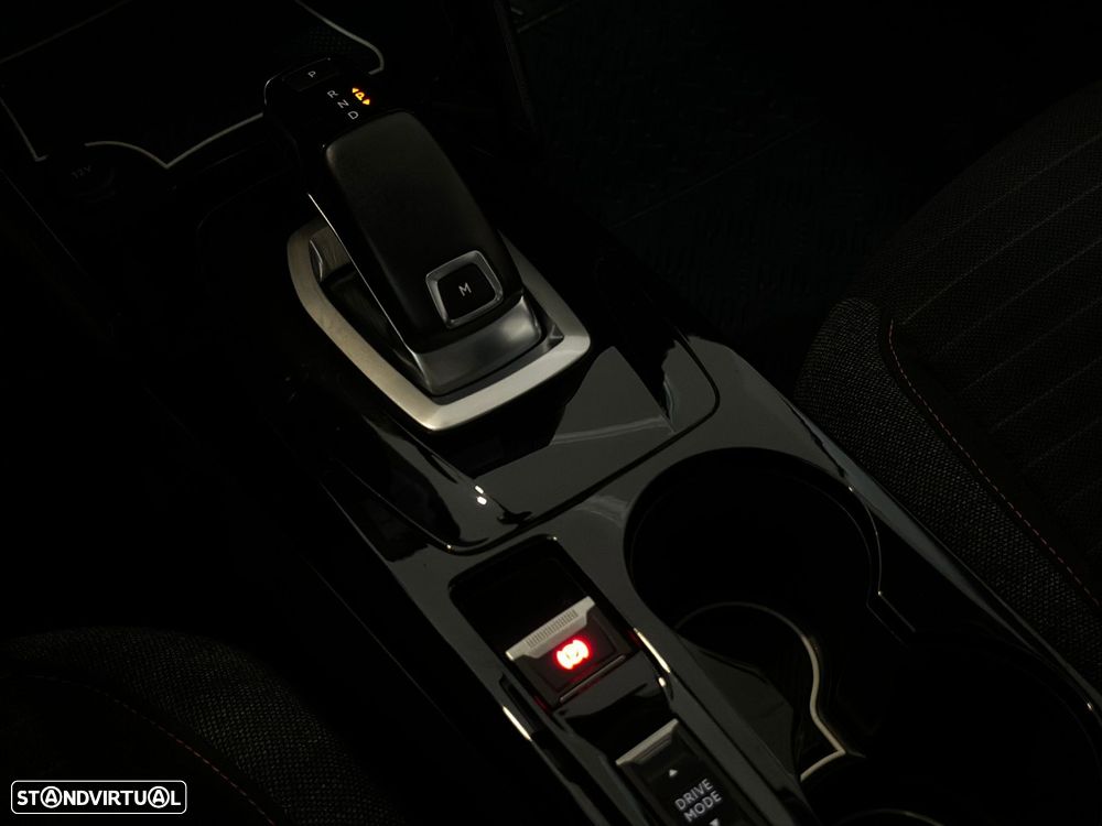 Peugeot 208 - 19