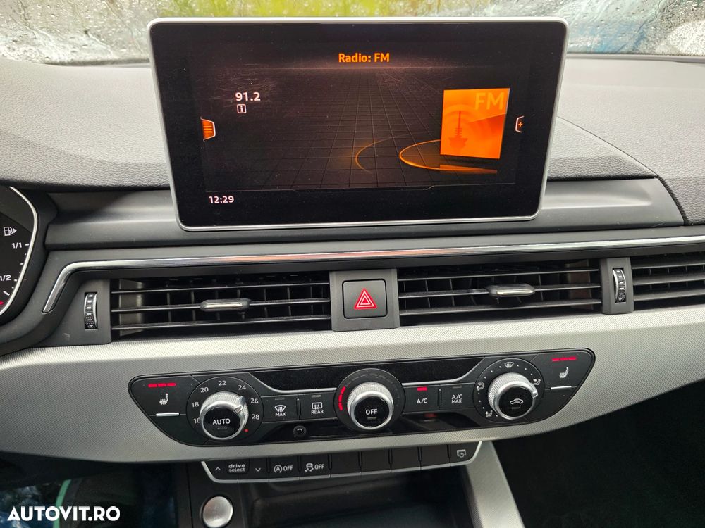 Audi A4 2.0 TDI DPF clean diesel multitronic S line Sportpaket - 25