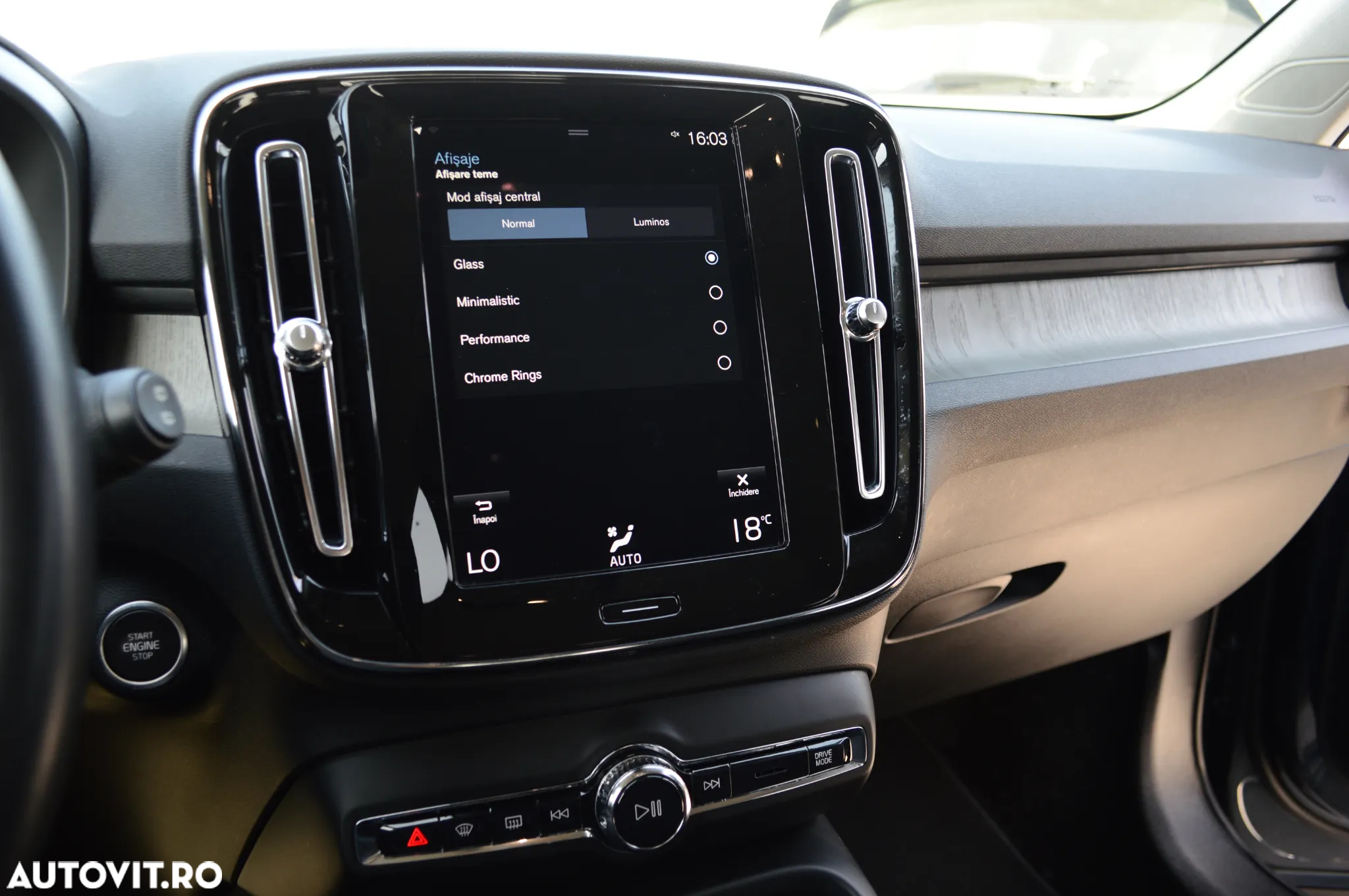 Volvo XC 40 Recharge T5 Twin Engine AT7 Inscription Expression - 31
