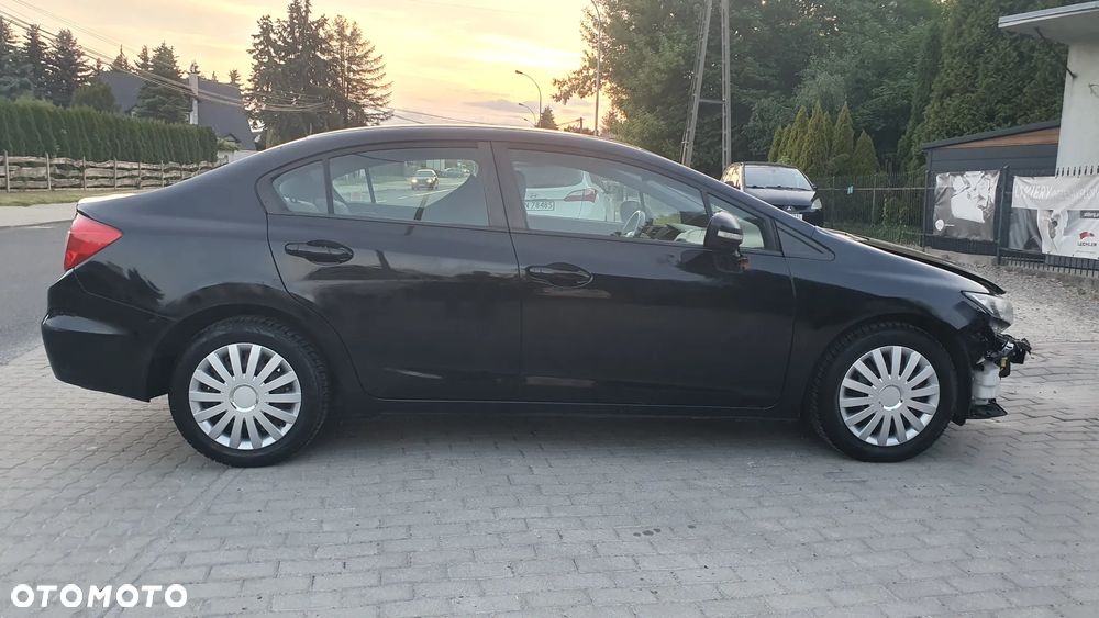 Honda Civic 1.8 Comfort - 3