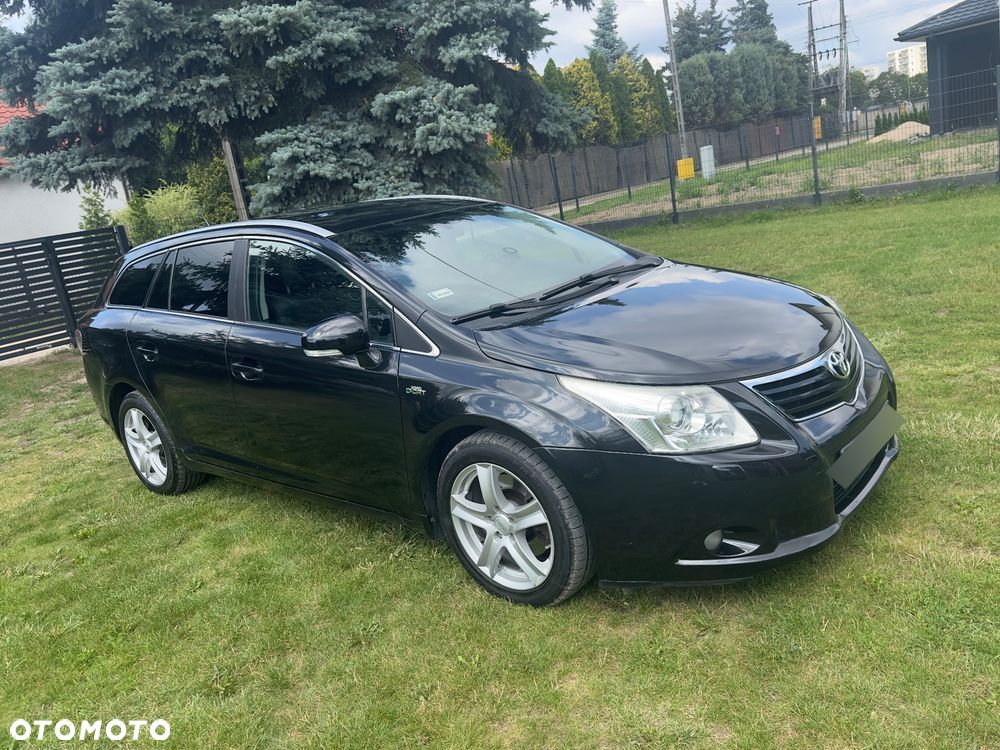 Toyota Avensis 2.2 D-4D Prestige NAVI - 3