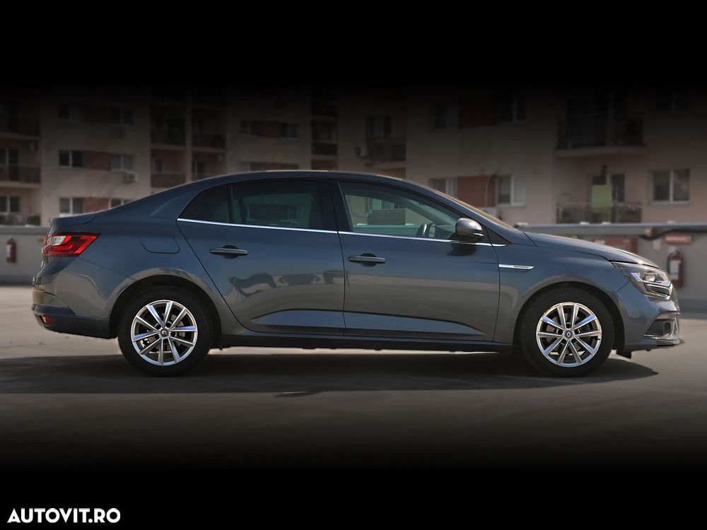 Renault Megane TCe Intens - 8