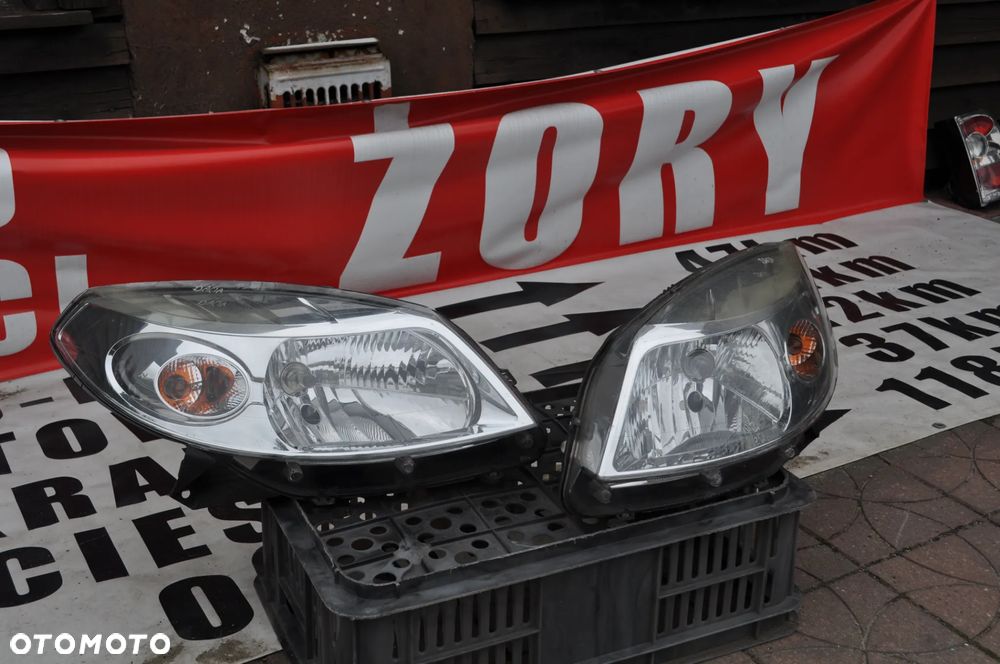 dacia sandero lampa prawa WYSYŁKA - 1