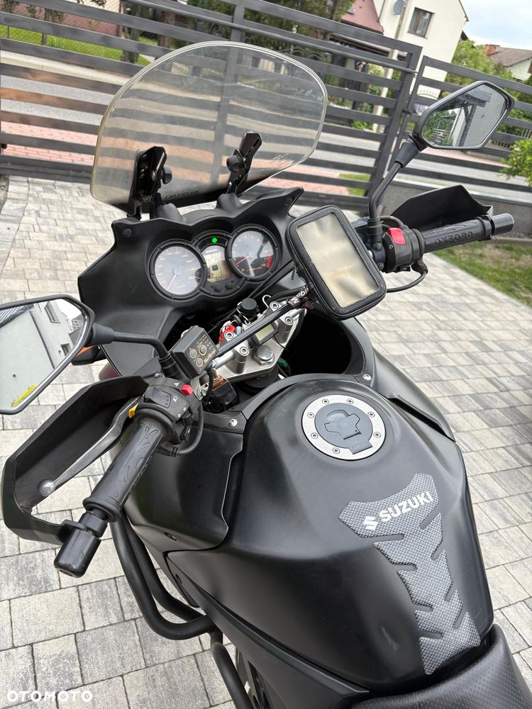 Suzuki V-STROM - 7