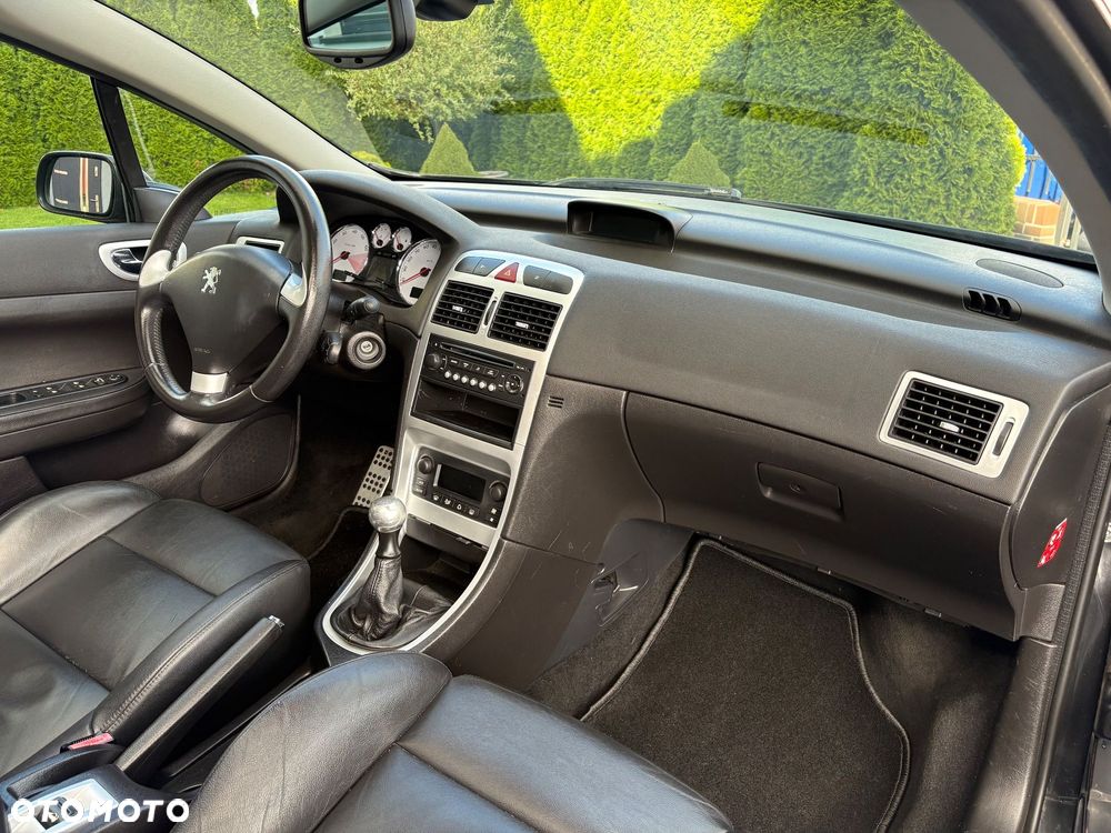 Peugeot 307 CC 2.0 - 24