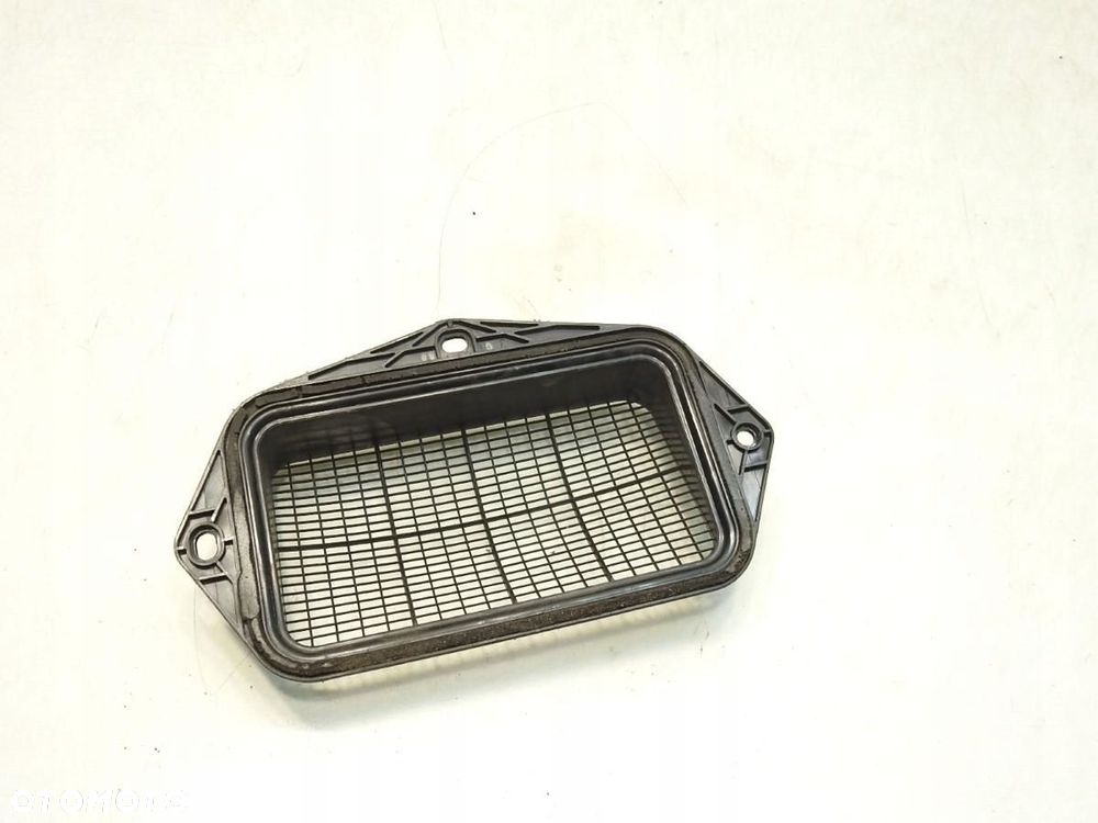 KRATKA WLOT POWIETRZA PRAWA PRZÓD AUDI A3 8P 1K0815479B - 3