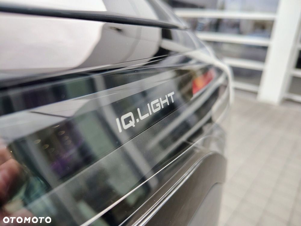 Volkswagen Tiguan 1.5 eTSI Elegance DSG - 23