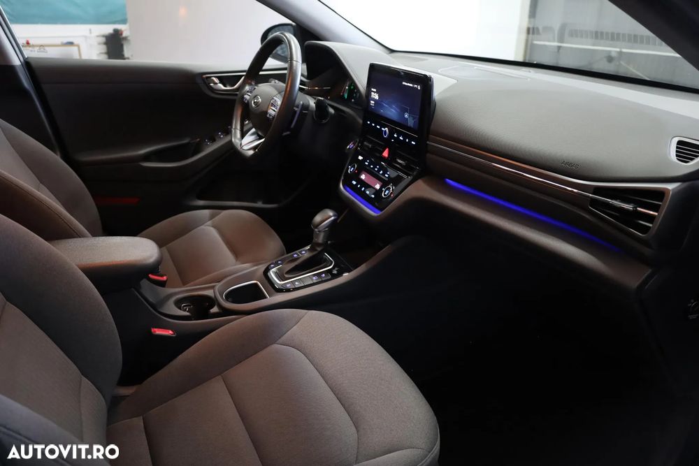 Hyundai IONIQ Plug-in-Hybrid 1.6 GDI Style - 19