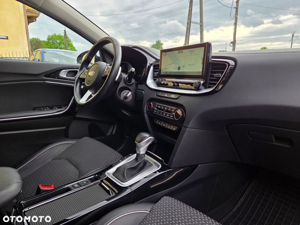 Kia Ceed 1.5 T-GDI L Business Line Plus DCT - 13