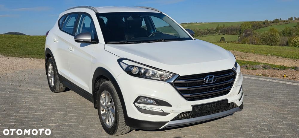 Hyundai Tucson 2.0 CRDi 4WD Automatik Advantage - 3