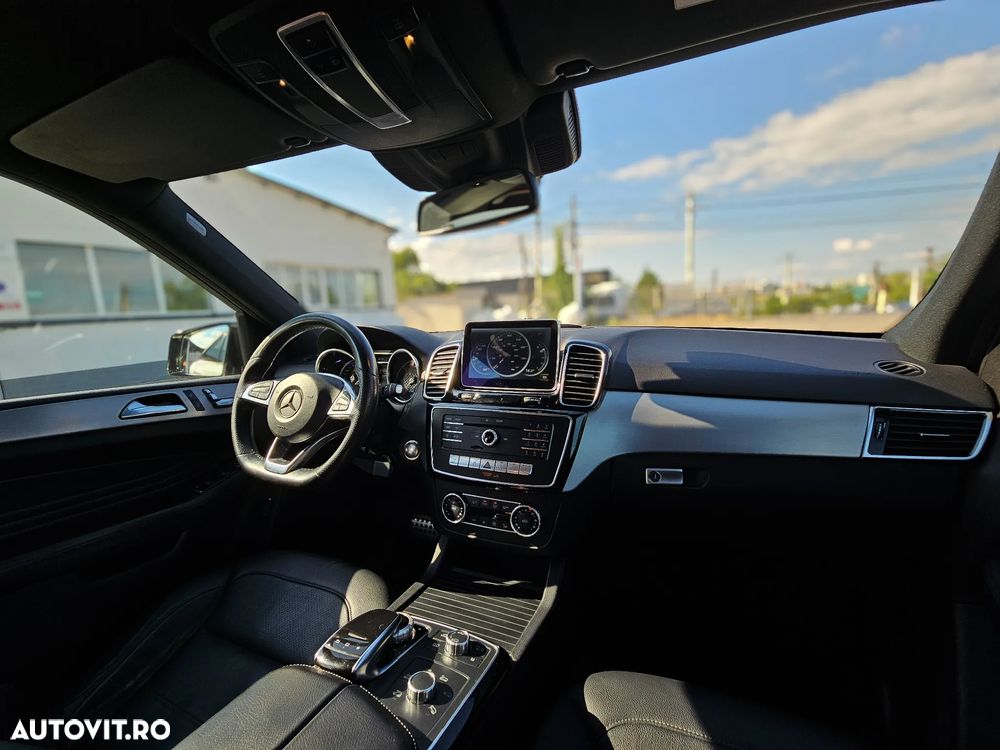 Mercedes-Benz GLE 350 d 4Matic 9G-TRONIC AMG Line - 23