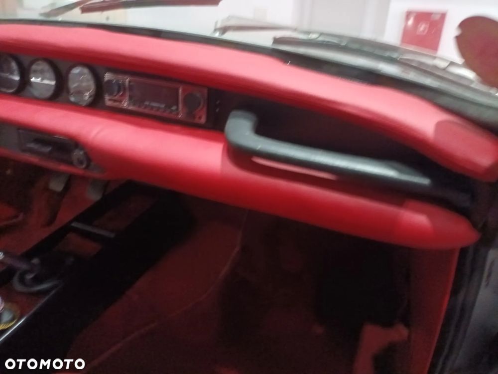 Volvo P1800 - 10