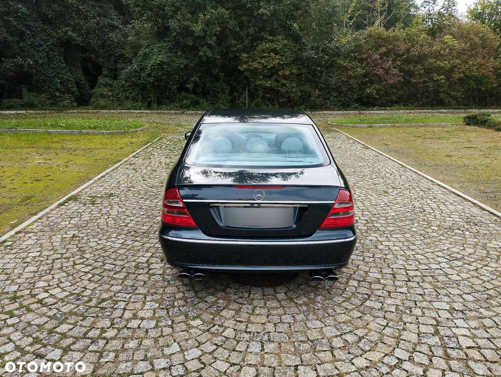 Mercedes-Benz Klasa E 200 Kompressor Avantgarde Sport Edition - 17
