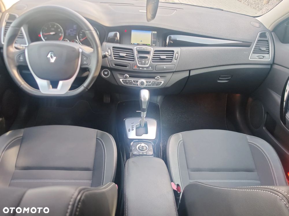 Renault Laguna 2.0 T Bose Edition - 11