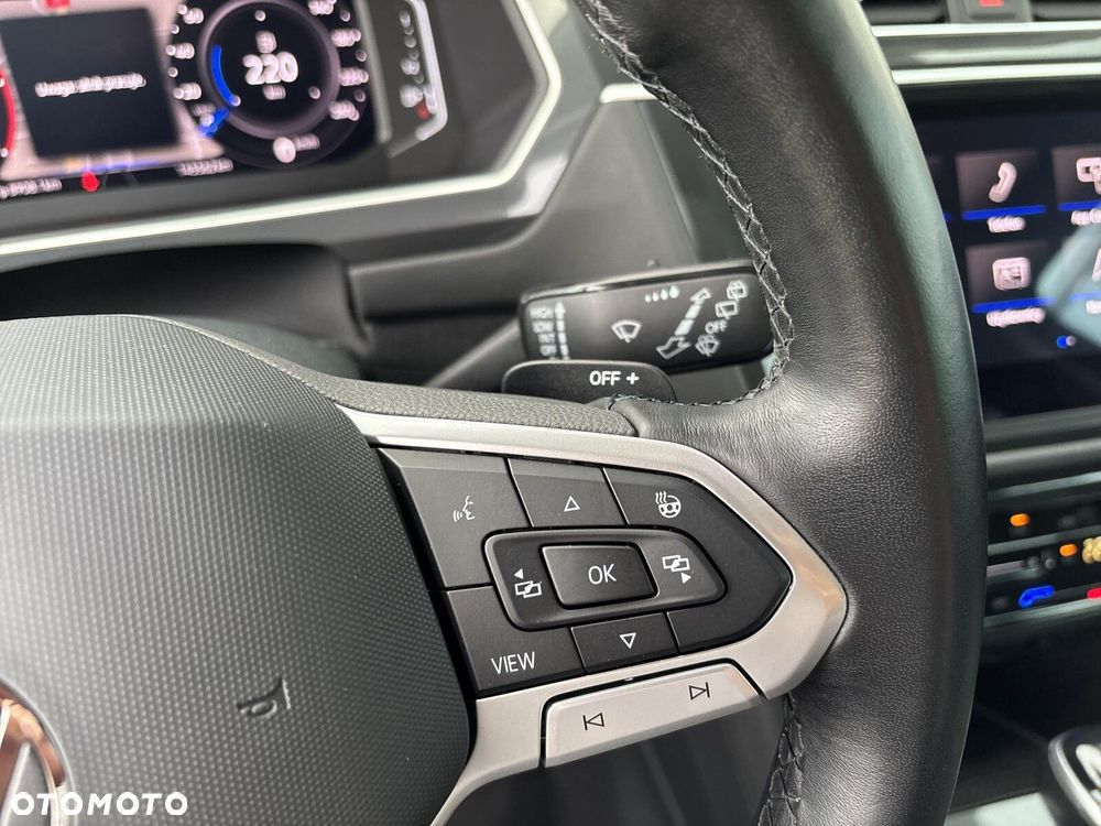 Volkswagen Tiguan 2.0 TDI SCR 4Mot Elegance DSG - 25