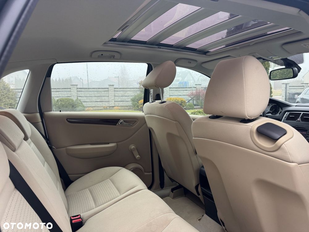 Mercedes-Benz Klasa B 180 CDI DPF Autotronic Special Edition - 9