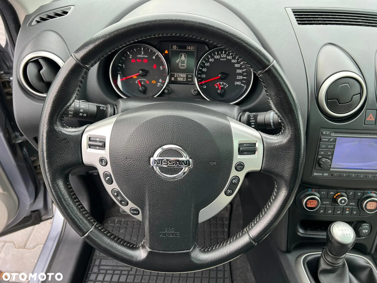 Nissan Qashqai 2.0 dCi 4 x 4 DPF tekna - 29