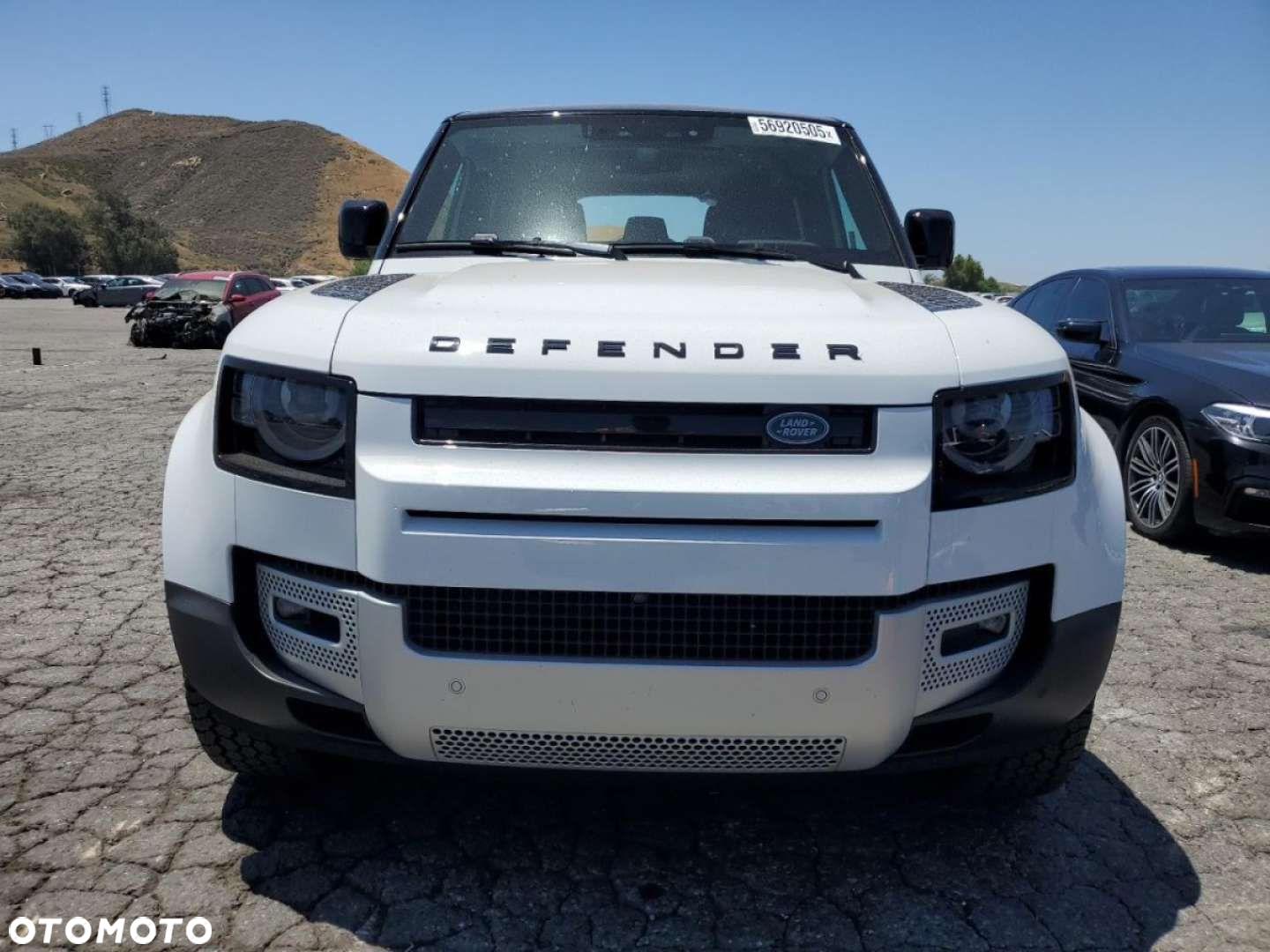 Land Rover Defender - 6