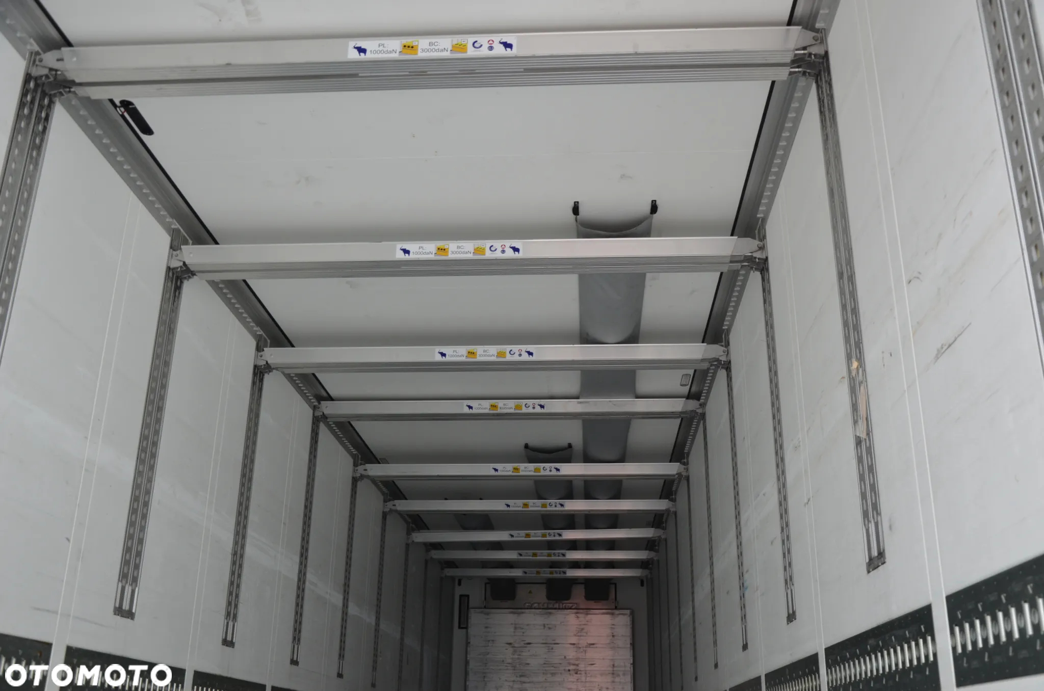 Schmitz Cargobull CHŁODNIA / DOPPELSTOCK / OŚ POD. / KOSZ PAL. / DRUKARKA / DE 4403 - 7