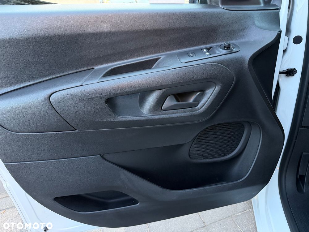 Toyota Proace City - 20
