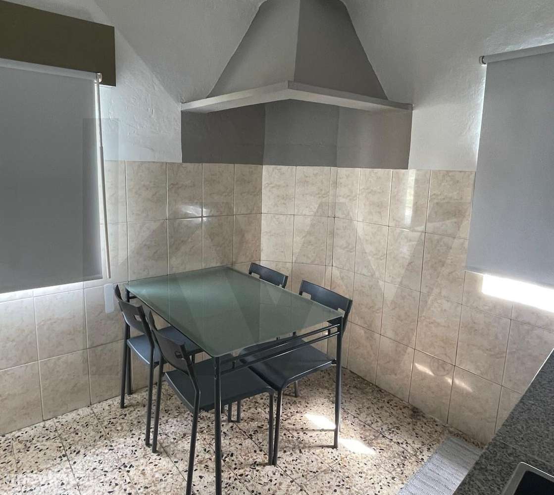Venda! Apartamento com 3 quartos, de R/C, em moradia, com vistas de ri - Grande imagem: 4/18