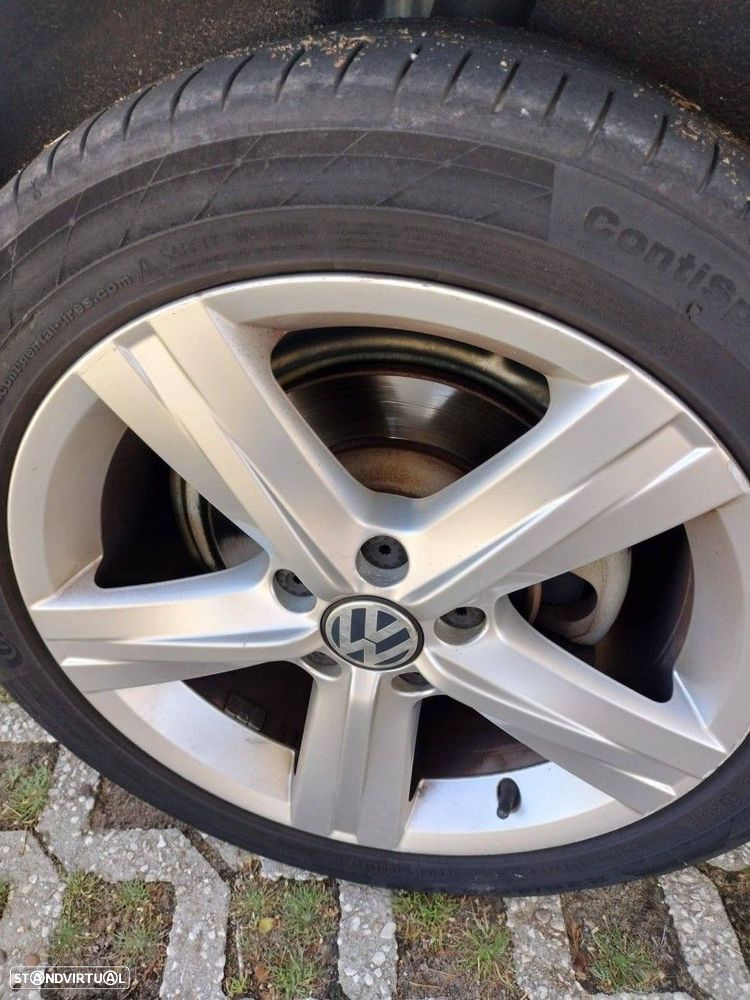 VW Passat CC - 9