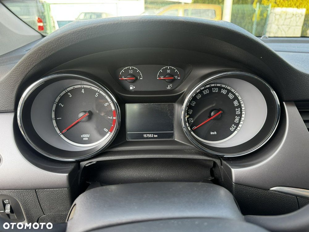 Opel Astra - 16