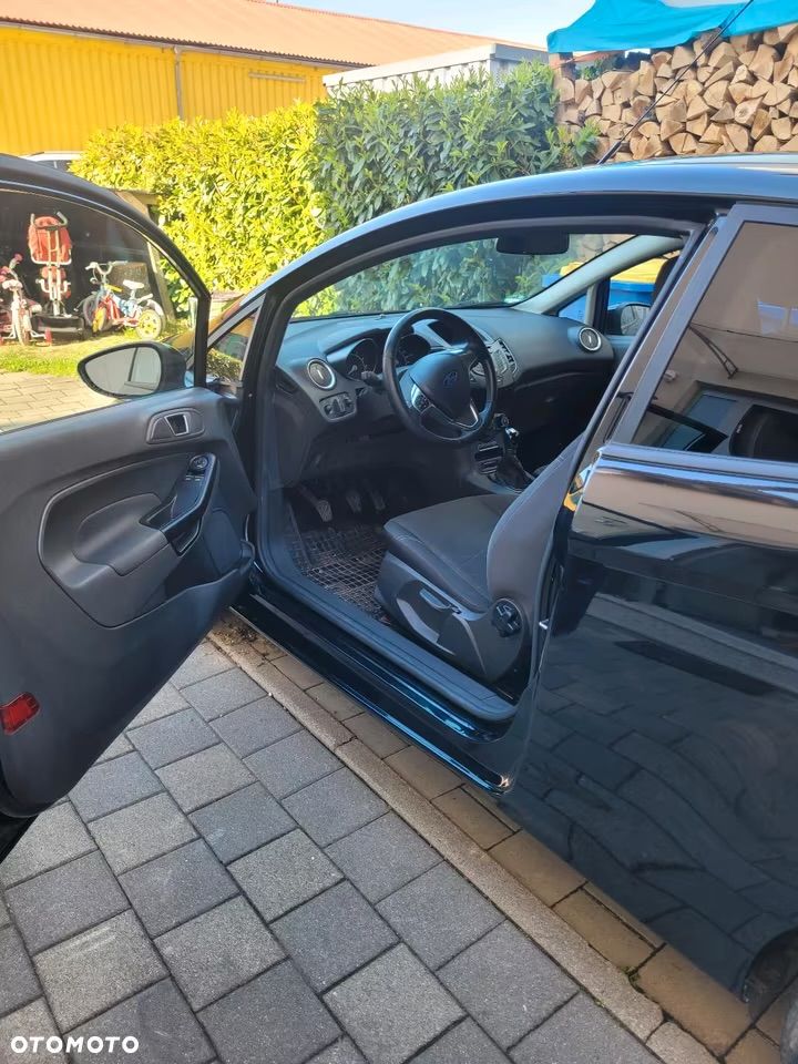 Ford Fiesta 1.25 Titanium X - 12