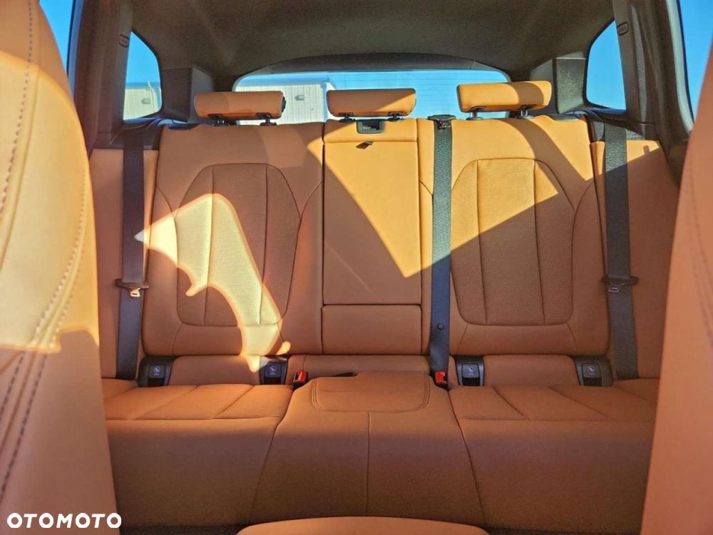 BMW X3 - 11