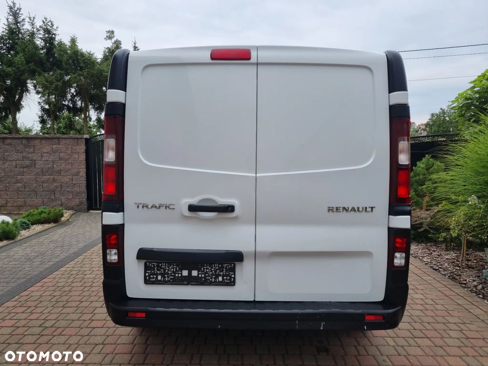 Renault Trafik - 8