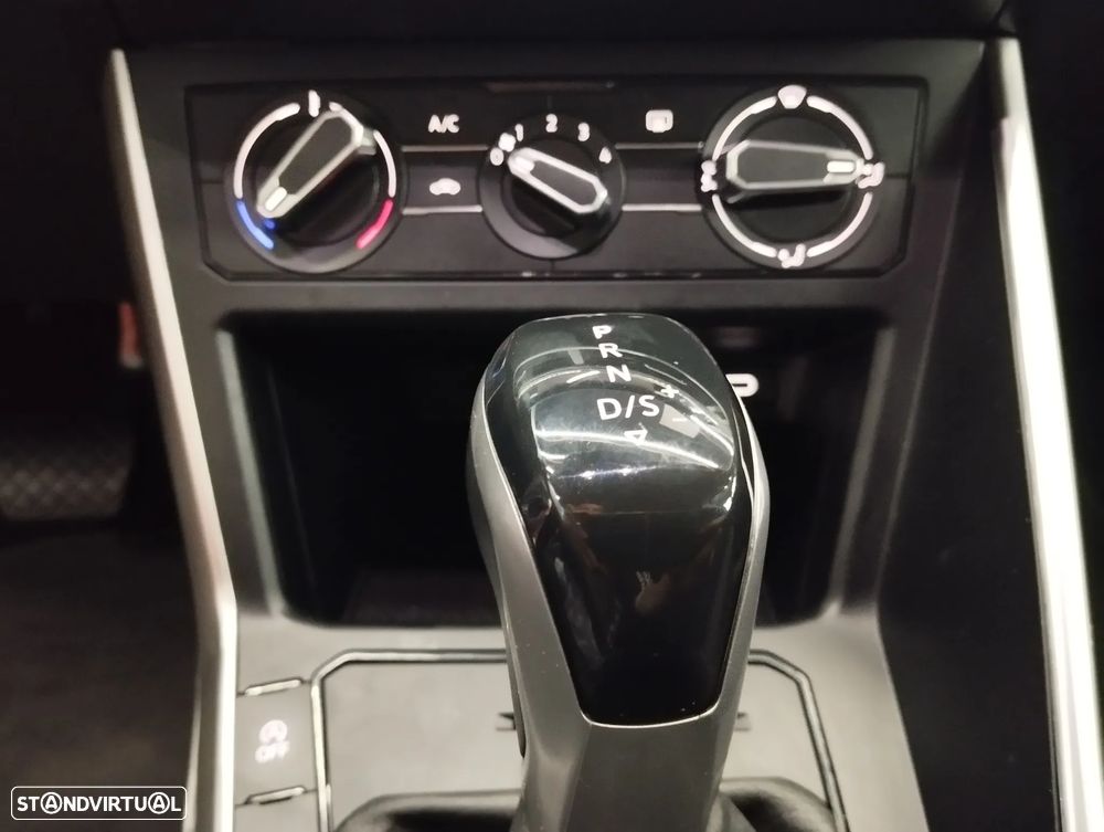 VW Taigo 1.0 TSI Life DSG - 32