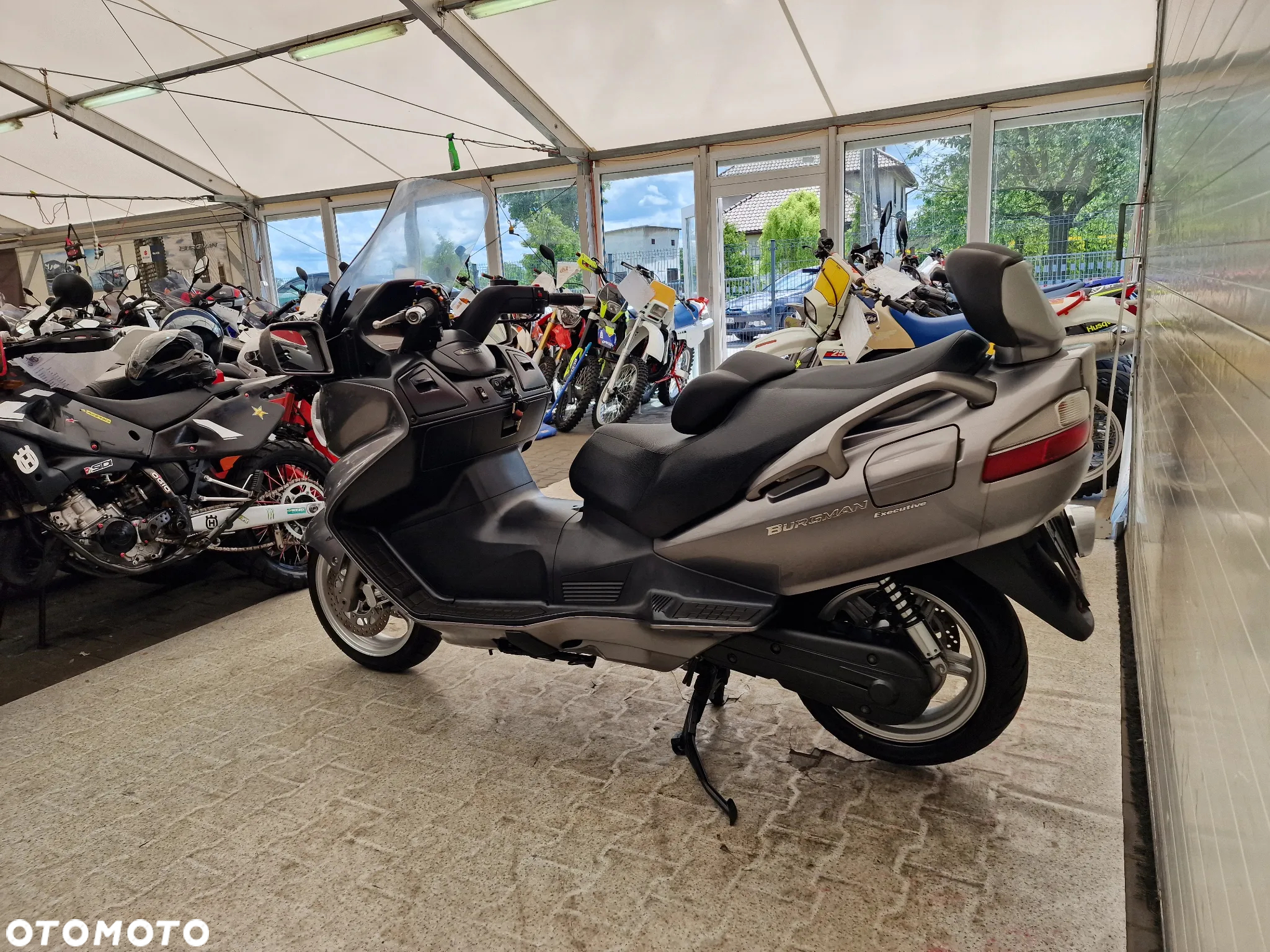 Suzuki Burgman - 24