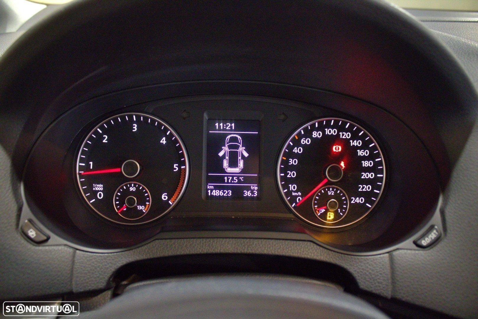 VW Sharan 2.0 TDI Confortline - 29