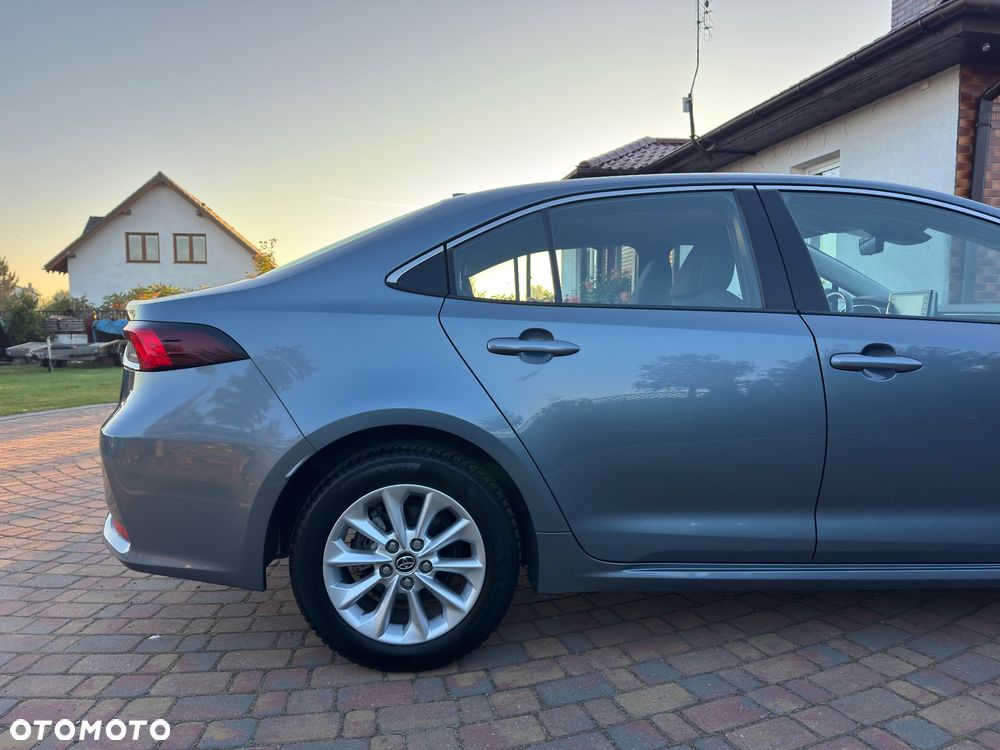 Toyota Corolla 1.6 Comfort - 17
