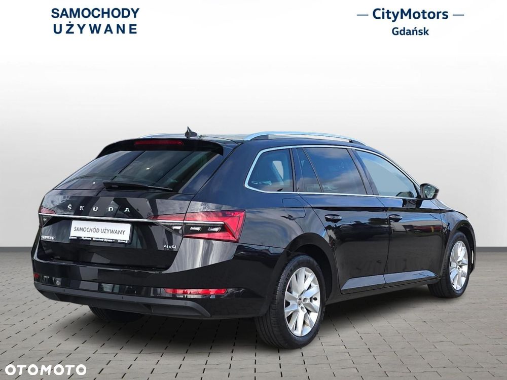 Skoda Superb 2.0 TDI Ambition DSG - 2