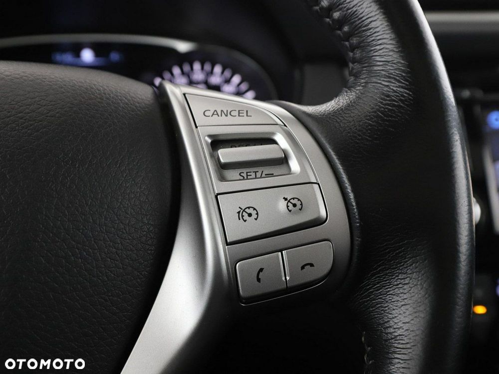 Nissan X-Trail 1.6 DCi N-Connecta 4WD - 30