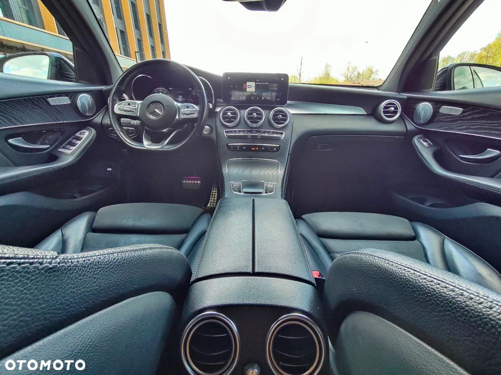 Mercedes-Benz GLC 220 d 4Matic 9G-TRONIC AMG Line - 19