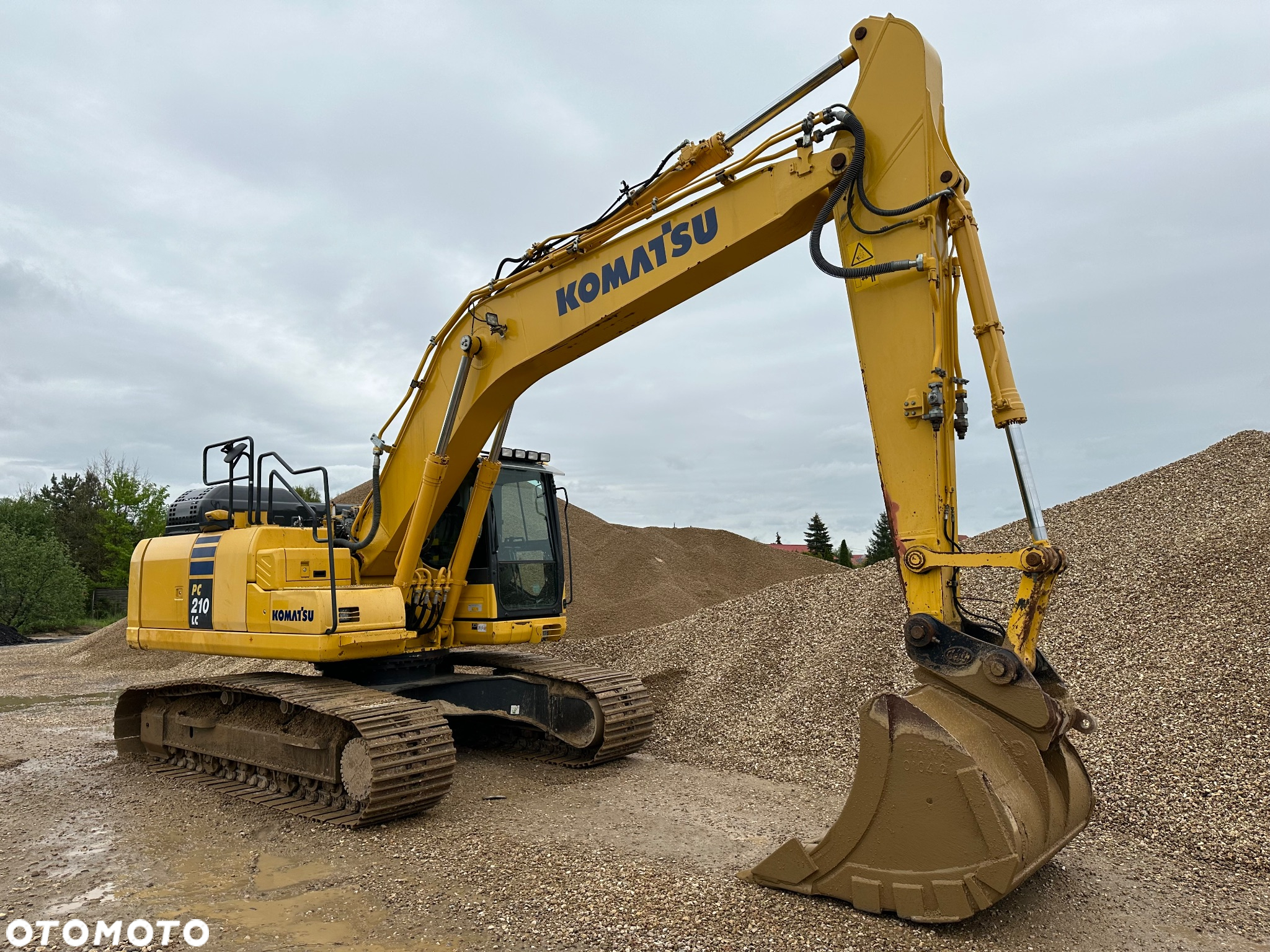 Komatsu PC 210 LC-11 - 3