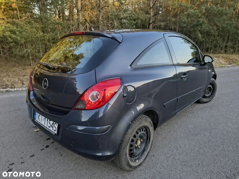 Opel Corsa 1.2 16V Enjoy - 9