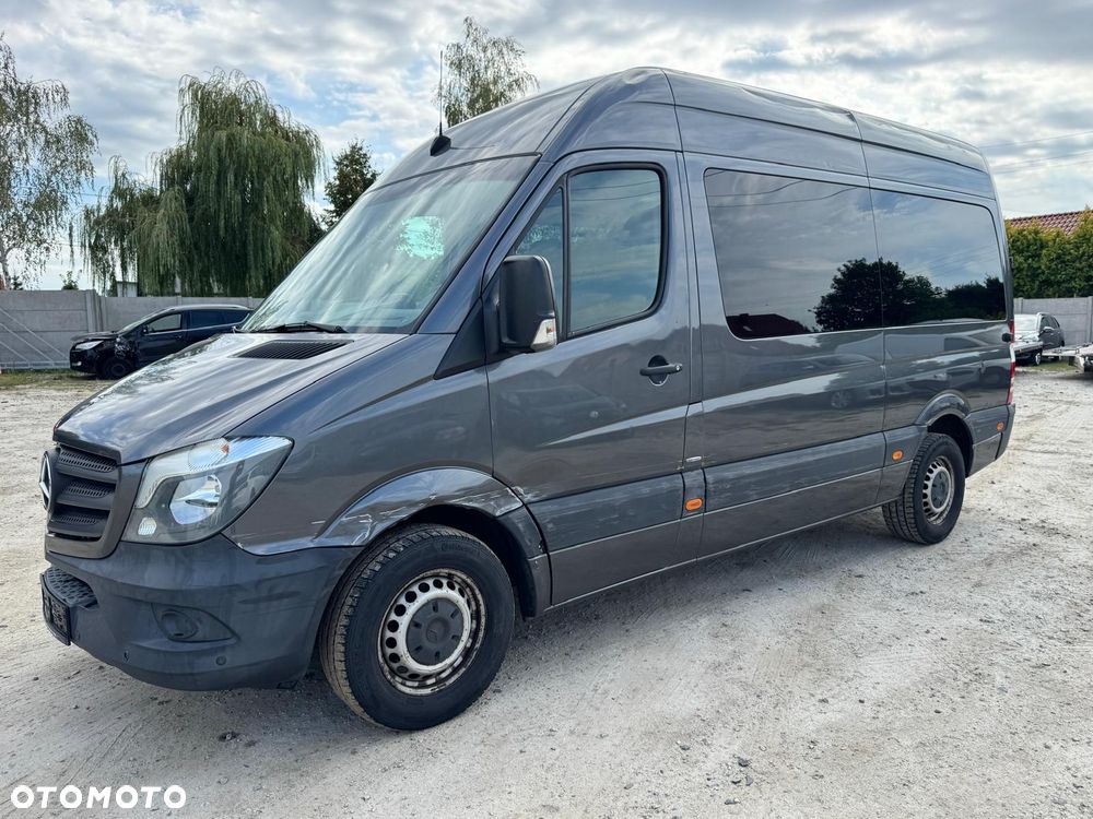 Mercedes-Benz Sprinter - 11