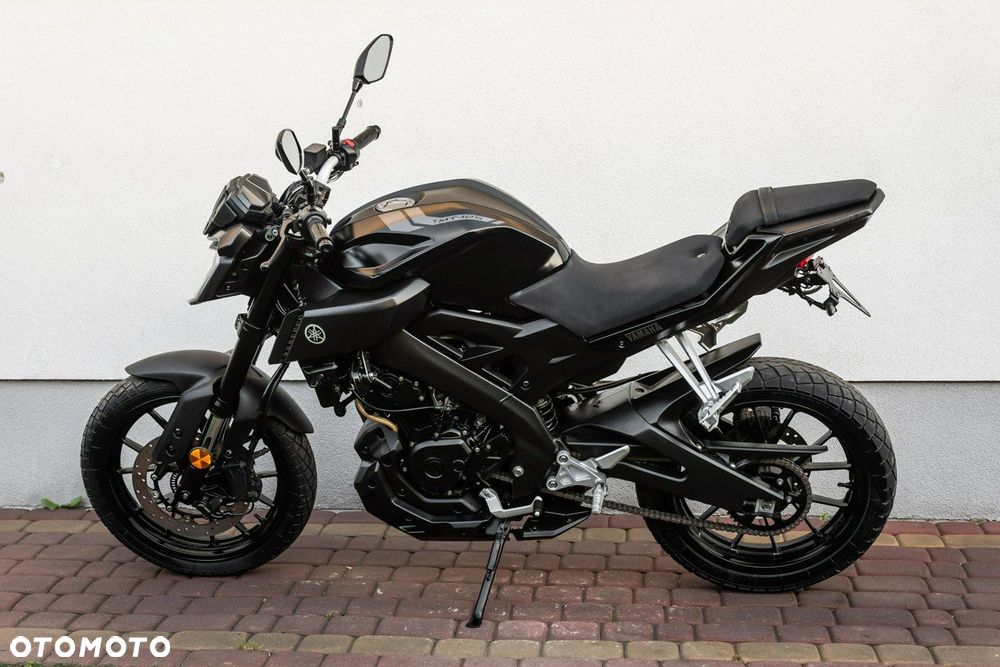 Yamaha MT - 5