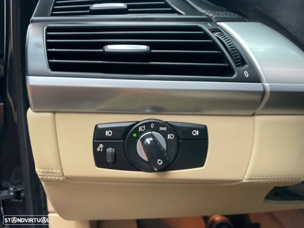 BMW X5 3.0 sd - 29