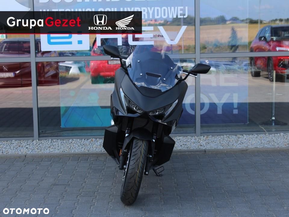 Honda NSS - 5