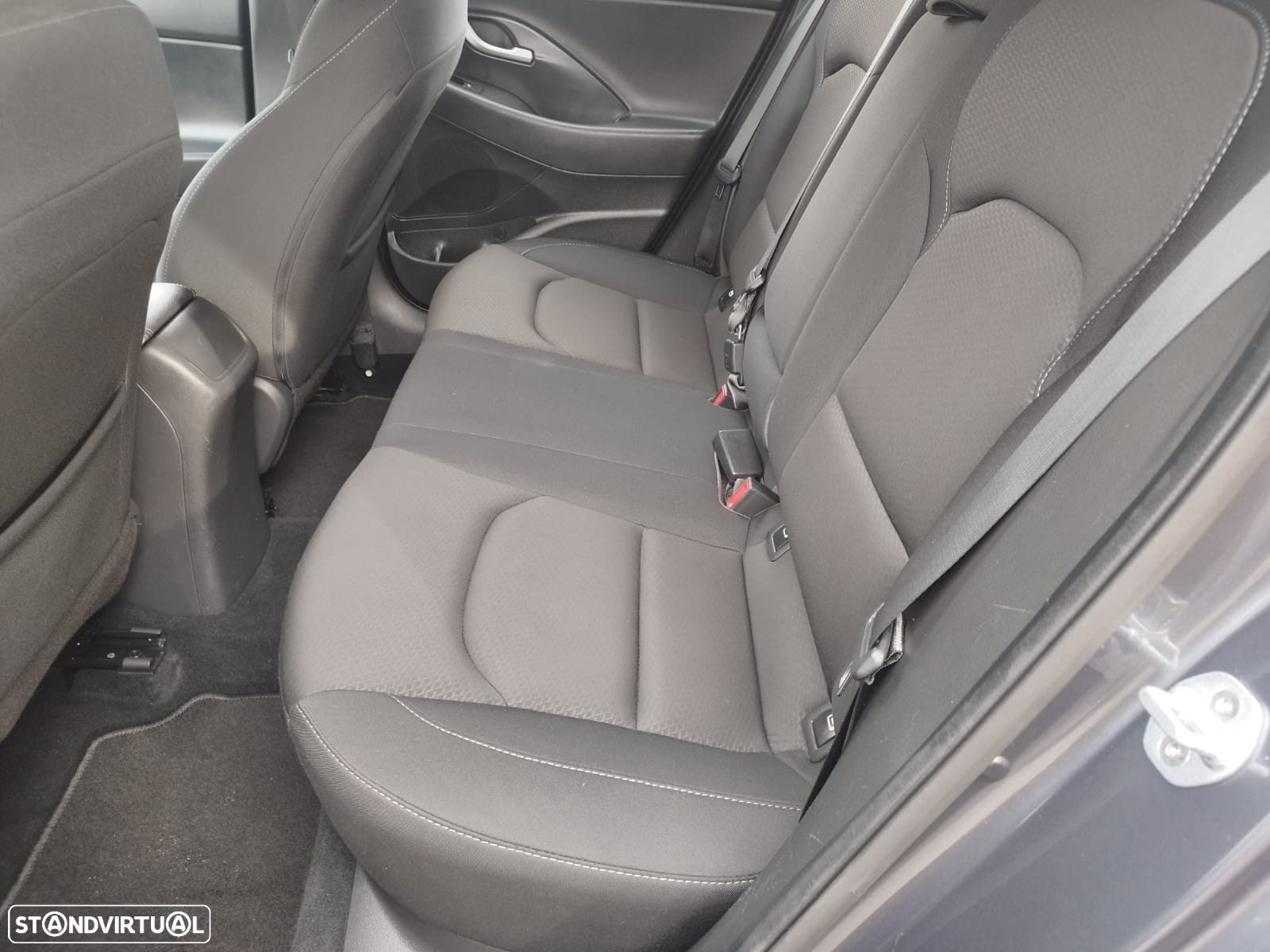 Hyundai i30 1.6 CRDi STyle 7DCT - 28