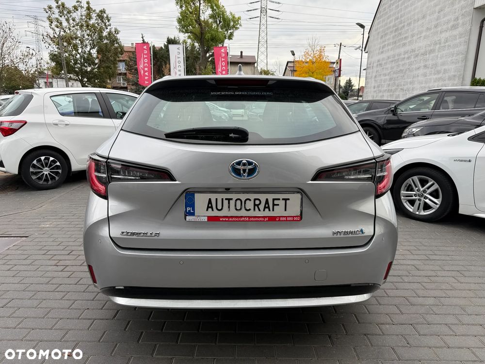 Toyota Corolla 1.8 Hybrid Comfort - 28