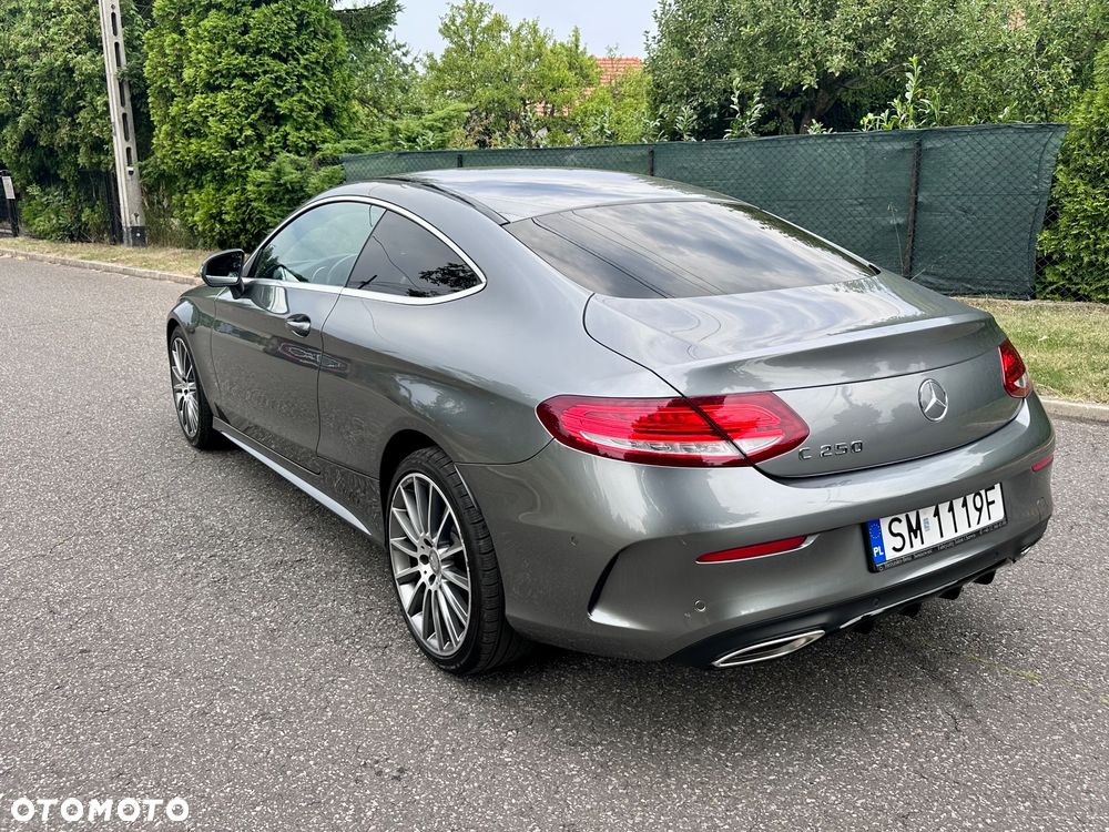 Mercedes-Benz Klasa C 250 7G-TRONIC - 4